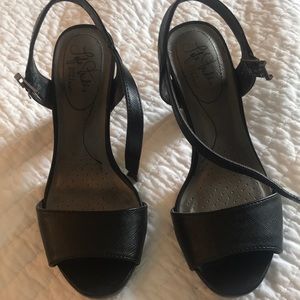 Life stride soft system heels